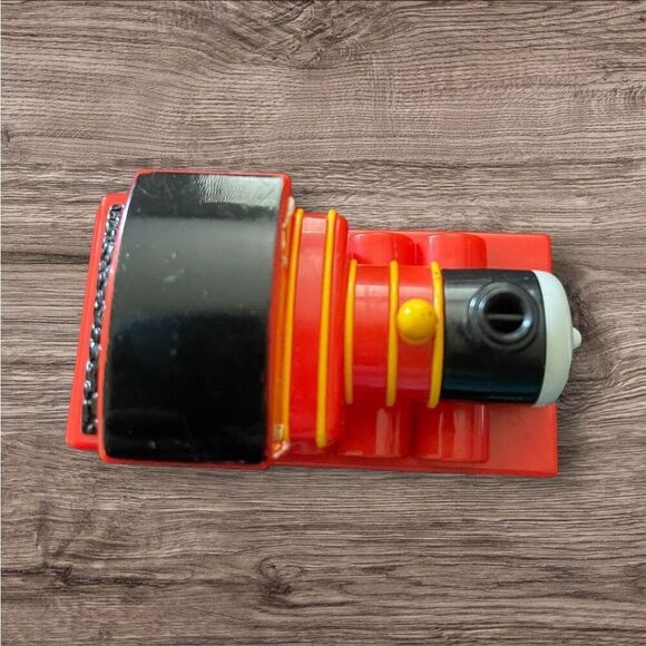 Thomas the Train James Limited #5 Pull Back and Go Gullane Mattel 2009 Red - Picture 8 of 9